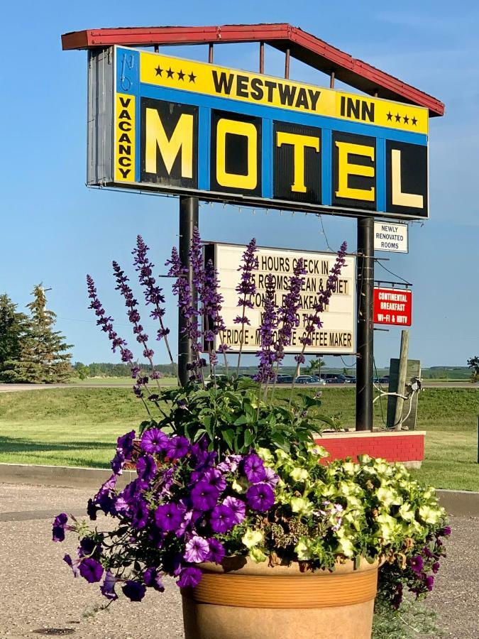 Westway Inn Motel Neepawa Экстерьер фото