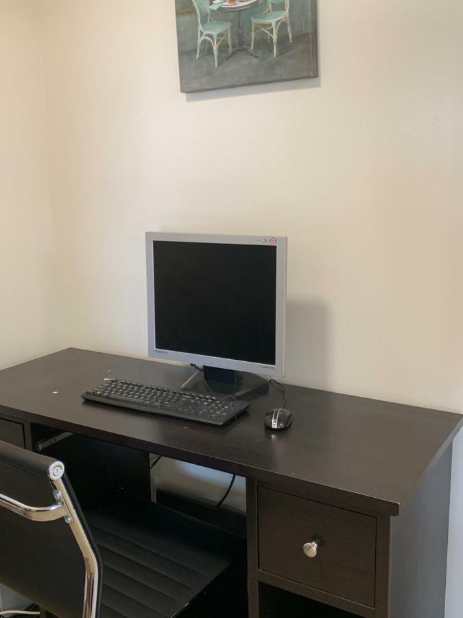 Westway Inn Motel Neepawa Экстерьер фото